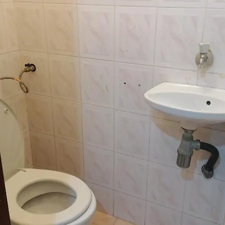 център * Warna